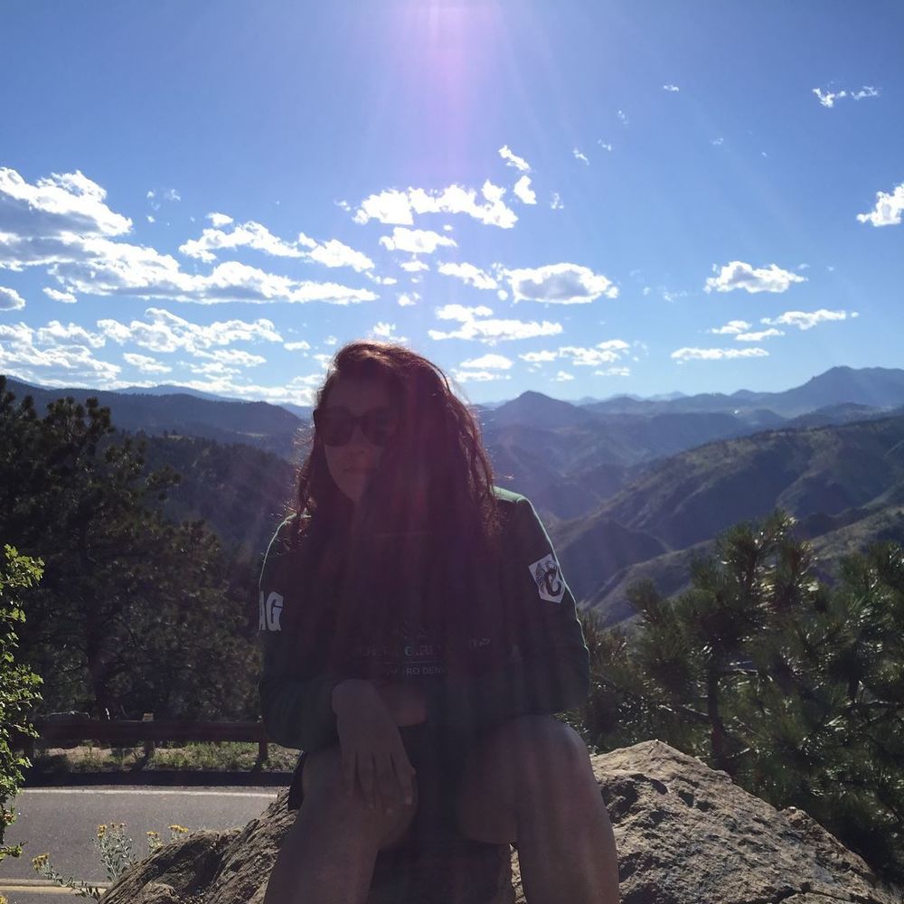 Meet your Posher, Leila